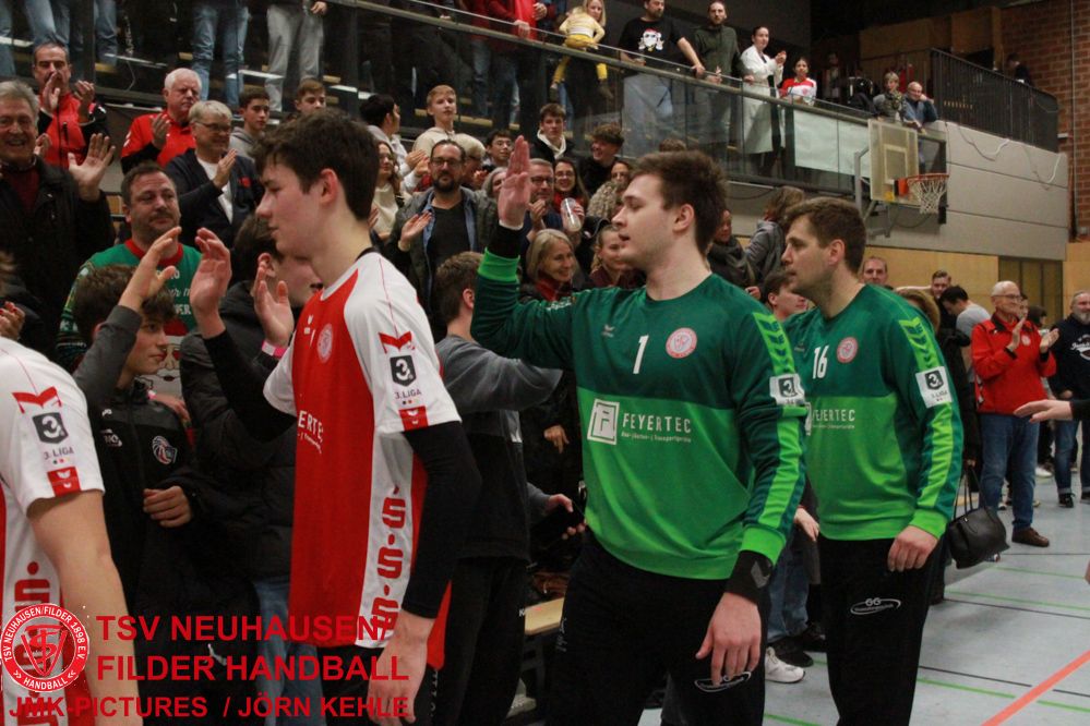 Nach schlechtester Saisonleistung deutlich unterlegen - MadDogs verlieren Derby gegen Pfullingen mit 29:43